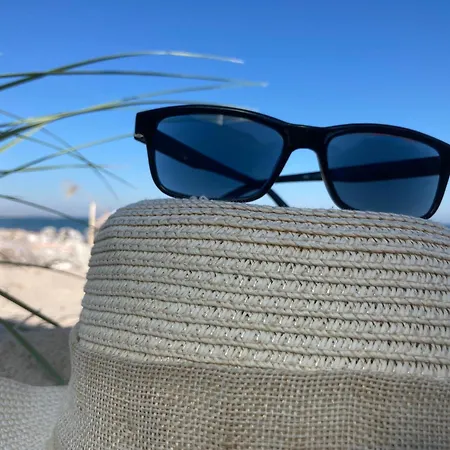 Strandliebe 100 Qm Gartenwohnung شقة